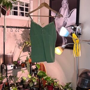 Green Cami Tank Top Lace Trim Sleeveless Casual Summer Top Size M/M (8/10)‎